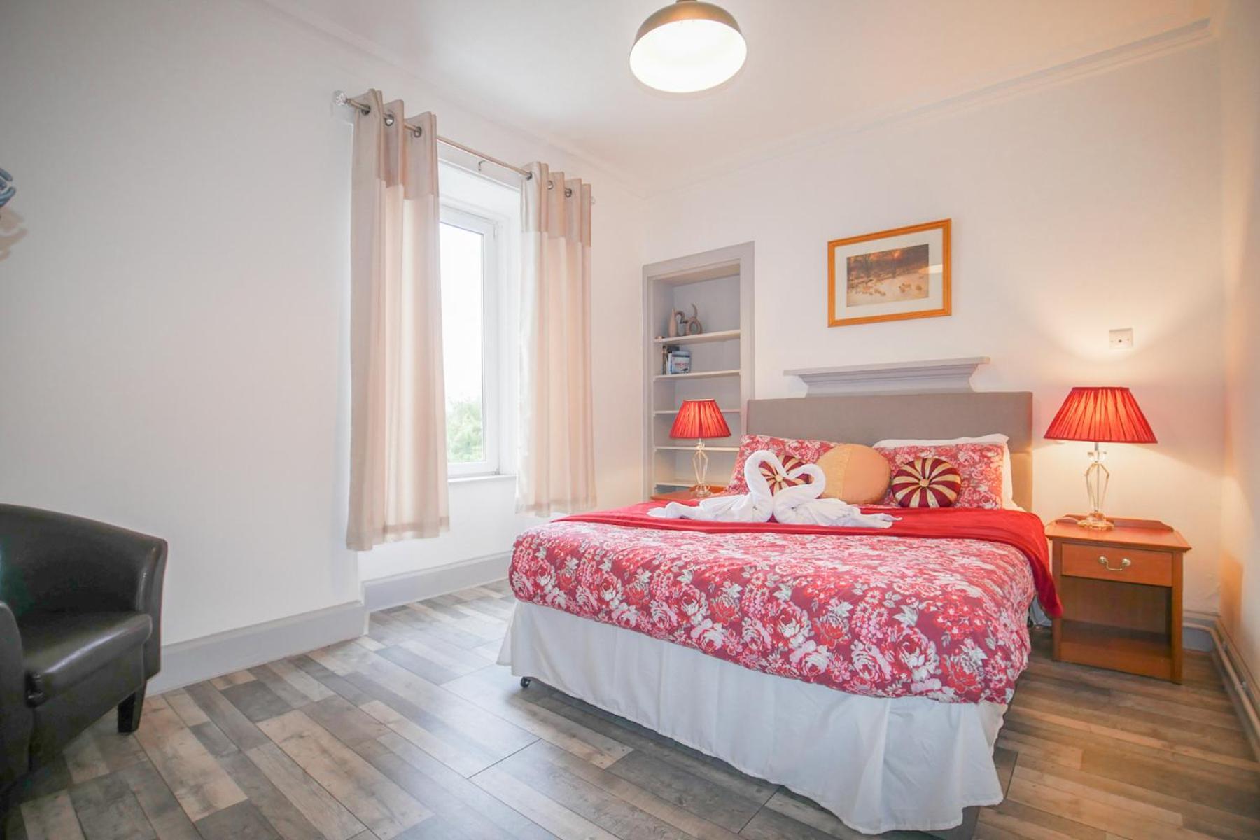 Telford Rd 5 Bedroom House Інвернесс Екстер'єр фото