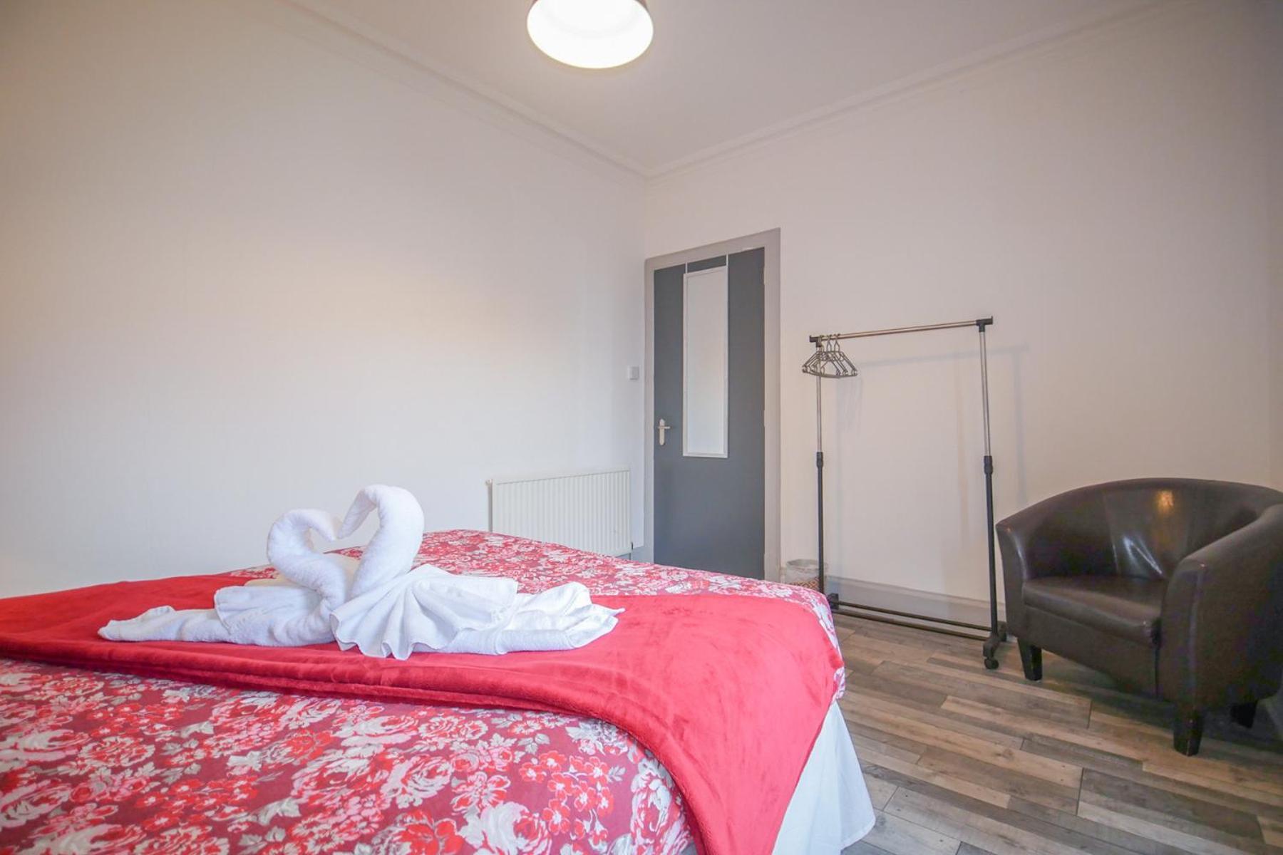 Telford Rd 5 Bedroom House Інвернесс Екстер'єр фото