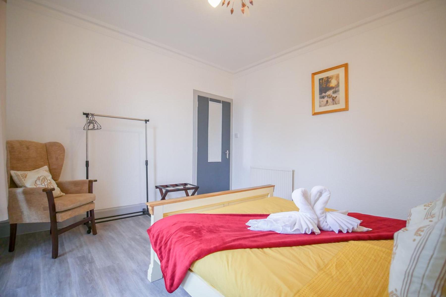Telford Rd 5 Bedroom House Інвернесс Екстер'єр фото
